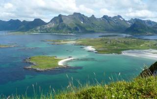 Berge und Meer sorgen für einen erholsamen Urlaub